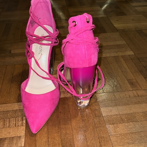 Fuchsia lace up pumps - Picture 4 of 5